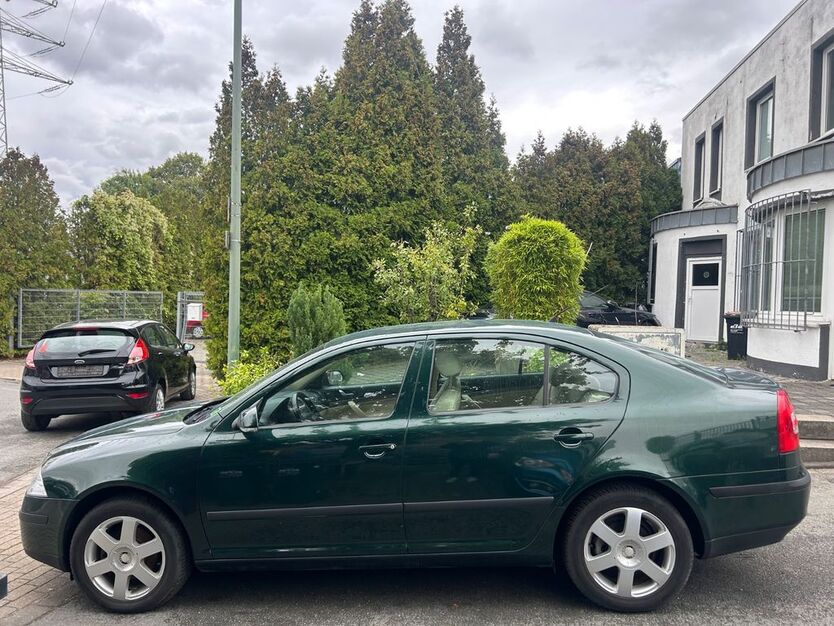 Skoda Octavia 74.000 km 3.999 € Essen 45326