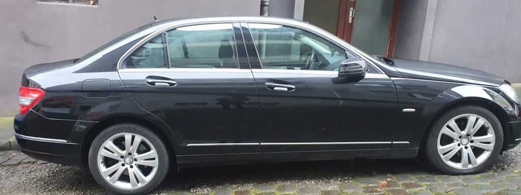 Mercedes-Benz C 250 146.000 km 11.450 &euro; Wuppertal 42287