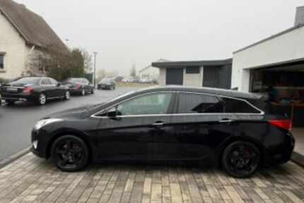 Hyundai i40 185.500 km 7.500 &euro; Herne 44653