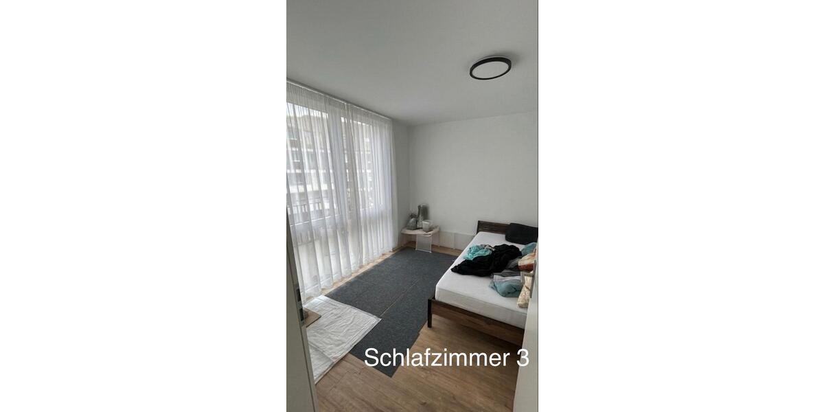 Etagenwohnung Duisburg Mittelmeiderich - 4 Zimmer, 93 m&sup2;, 1.150&euro; | Angebot:26400658