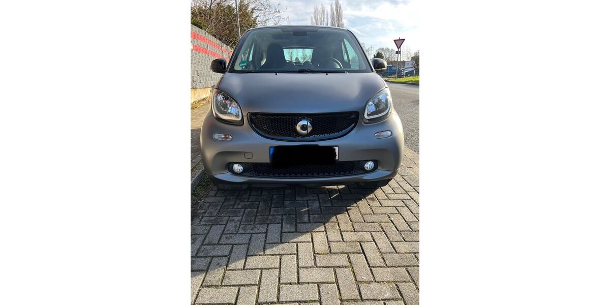 Smart ForTwo 77.300 km 12.800 &euro; Essen 45133