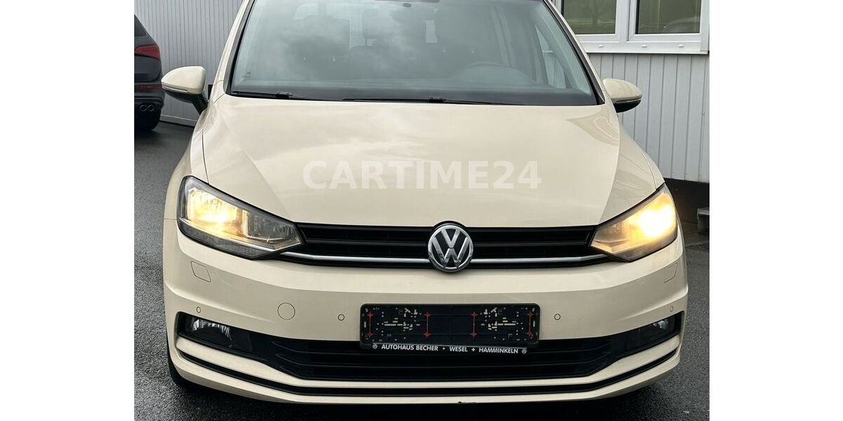 VW Touran 477.594 km 6.190 &euro; Oberhausen 46145