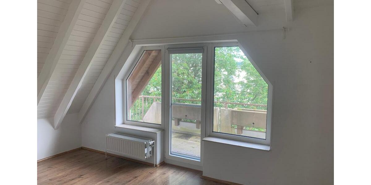 Dachgeschoßwohnung Gevelsberg - 2.5 Zimmer, 62 m&sup2;, 162.500&euro; | Angebot:26763382