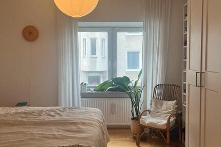 ANFRAGESTOP 2-Zimmer-Wohnung mit Balkon und EBK in Bochum zimmer