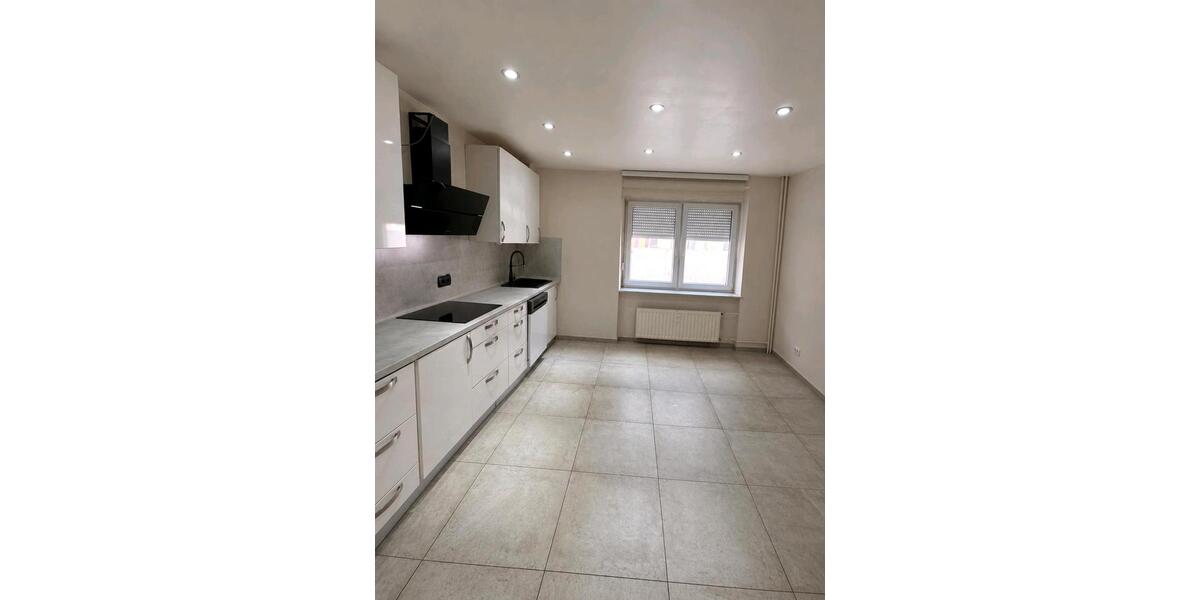 Hochparterre Castrop-Rauxel Becklem - 4 Zimmer, 90 m&sup2;, 140.000&euro; | Angebot:27474975