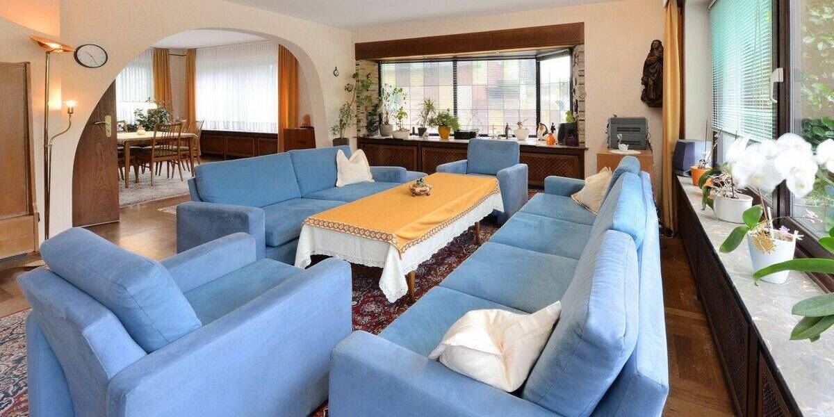 Einfamilienhaus Moers Vennikel - 9 Zimmer, 319 m&sup2;, 699.000&euro; | Angebot:25799166