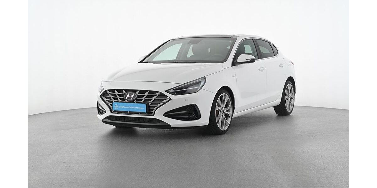 Hyundai i30 8.278 km 23.460 &euro; Essen 45143