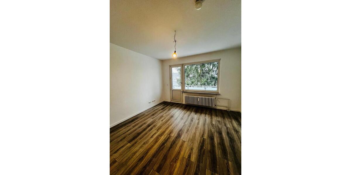 Tolle helle 2 Zimmer Wohnung mit BALKON 2 zimmer