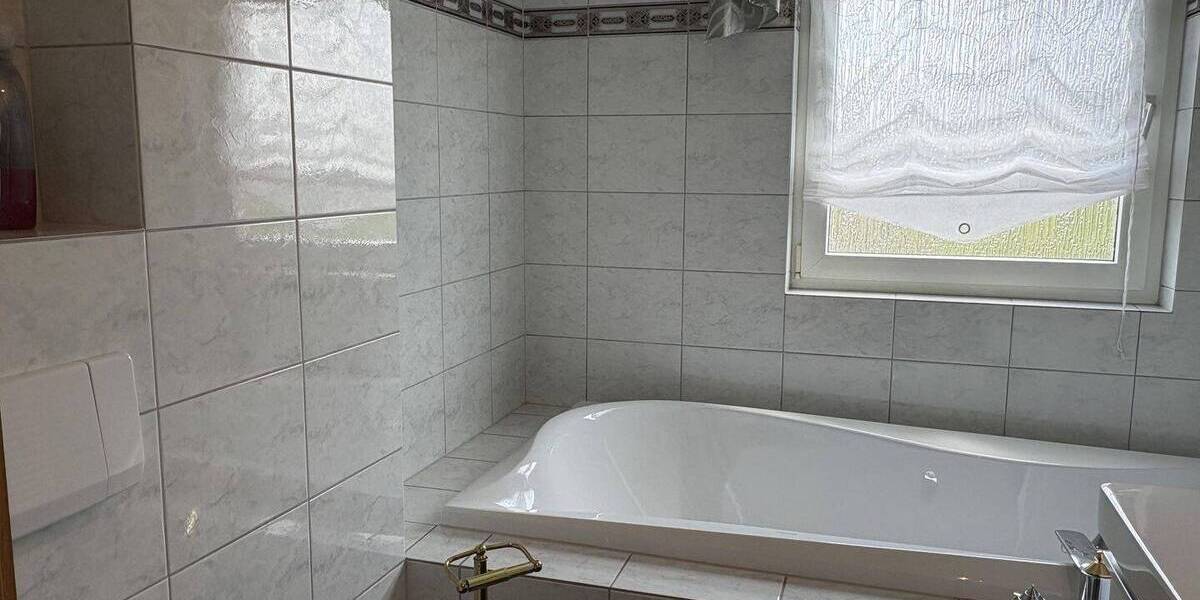 Doppelhaushälfte Moers Scherpenberg - 5 Zimmer, 123 m&sup2;, 429.000&euro; | Angebot:25191011