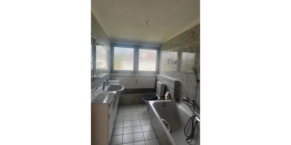 Großzügige 3-Zimmer-Wohnung mit Garten&Weitblick in Isenbügel 3 zimmer