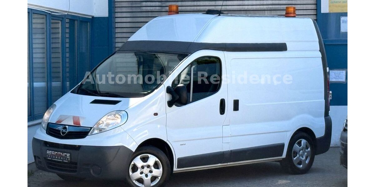 Opel Vivaro 105.000 km 14.598 &euro; Ratingen 40880