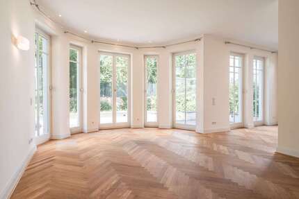 Haus zum Kaufen in Düsseldorf-Zoo 5.500.000 € 426 m²