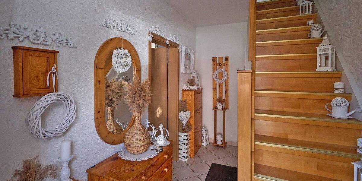 Doppelhaushälfte Moers Moers-Mitte - 3 Zimmer, 112 m&sup2;, 275.000&euro; | Angebot:24516874