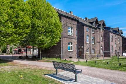 Wohnung zum Mieten in Duisburg 349 € 47.32 m²