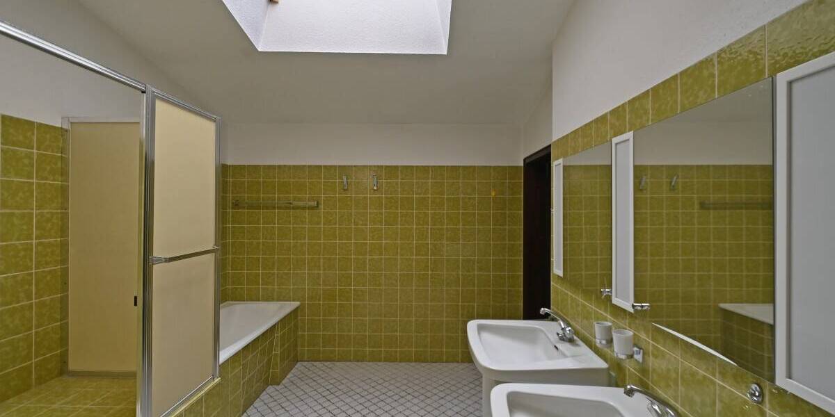 Einfamilienhaus Essen Rellinghausen - 7 Zimmer, 275 m&sup2;, 940.000&euro; | Angebot:26499111