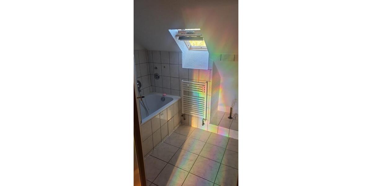 Zu vermieten möbliert Wohnung WG geeignet 3 zimmer