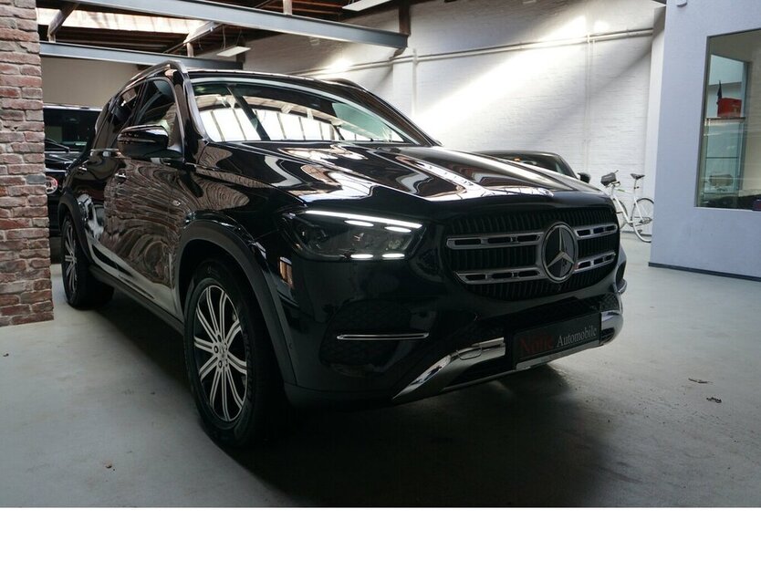 Mercedes-Benz GLE 350 de 4M Leder MBUX Burm Pano 360° Exklusiv 6.308 km 81.900 € Wuppertal 42327