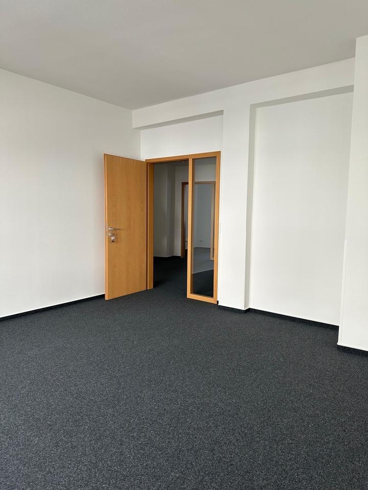 Ladenlokal in bester Citylage an der *Wißstraße* – ideal für Einzelhandel, Dienstleister und Galerie zimmer