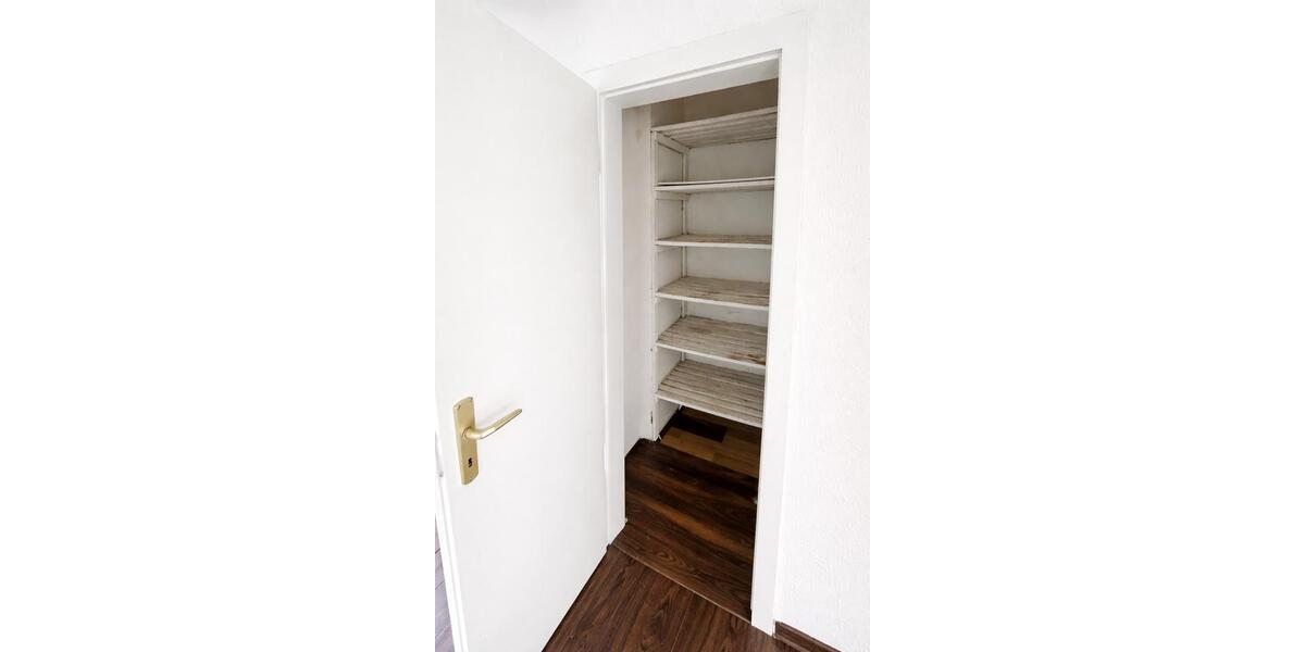 Etagenwohnung Gelsenkirchen Gelsenkirchen-Mitte - 2 Zimmer, 65 m&sup2;, 500&euro; | Angebot:26428172