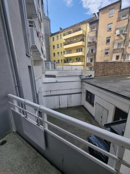 Attraktiv! Ansprechende 3-Zimmer-Wohnung mitten in Düsseldorf zimmer