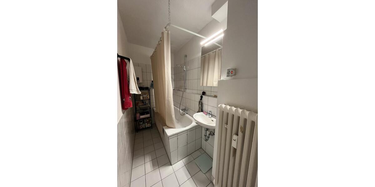 Etagenwohnung Düsseldorf Pempelfort - 2 Zimmer, 63 m&sup2;, 1.350&euro; | Angebot:26638433