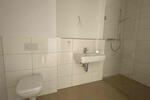 Erdgeschoßwohnung Essen Stadtbezirk VI - 2.5 Zimmer, 70 m&sup2;, 794&euro; | Angebot:26377385