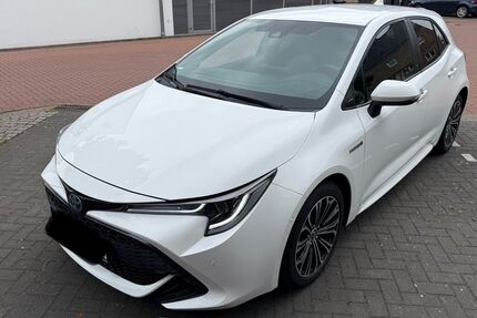 Toyota Corolla 48.500 km 18.850 &euro; Bottrop 46242