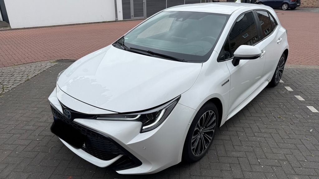 Toyota Corolla 48.500 km 18.850 &euro; Bottrop 46242