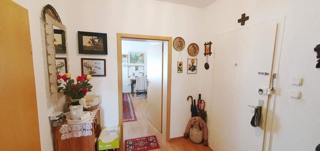 Attraktive Erdgeschosswohnung mit eigenem Garten und Garage! 3 zimmer