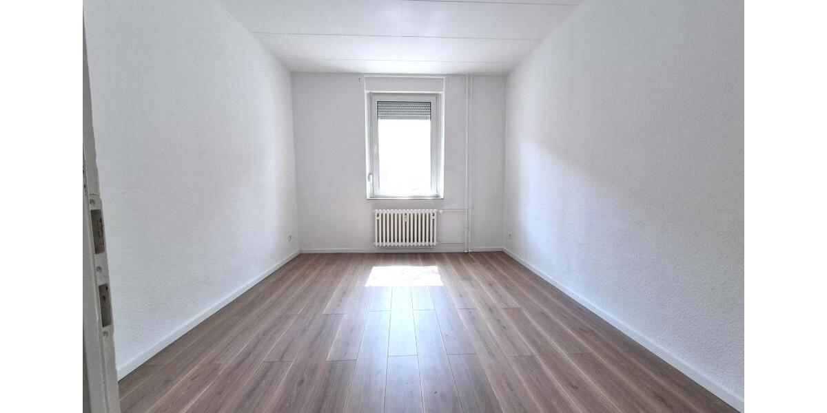 Erdgeschoßwohnung Duisburg Hamborn - 3 Zimmer, 77 m&sup2;, 543&euro; | Angebot:26385410