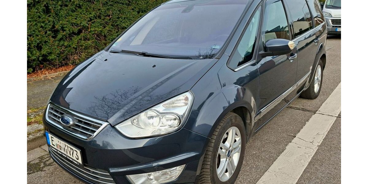 Ford Galaxy 258.000 km 4.900 &euro; Essen 45141