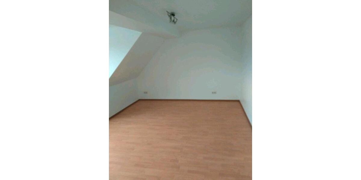Etagenwohnung Duisburg Ruhrort - 3 Zimmer, 90 m&sup2;, 135.000&euro; | Angebot:26915511