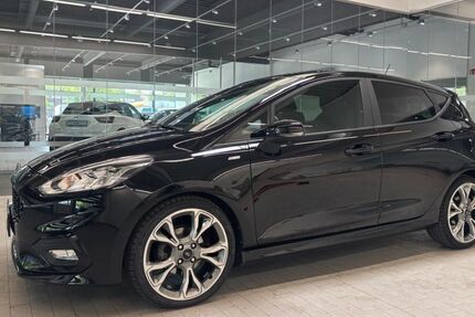 Ford Fiesta 45.134 km 13.290 &euro; Oberhausen 46049
