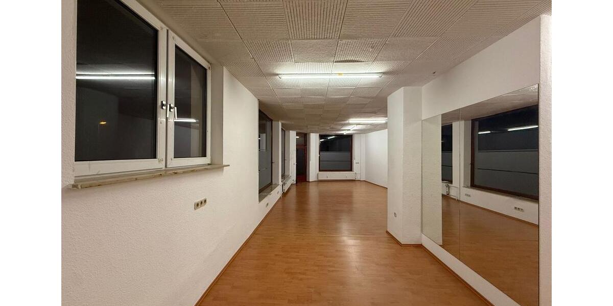 Gewerbeobjekt Mülheim an der Ruhr Menden-Holthausen - 700&euro; | Angebot:26416601