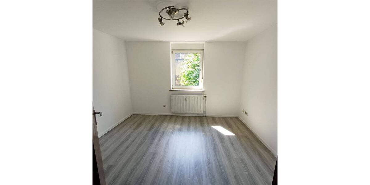 Etagenwohnung Gelsenkirchen Schalke-Nord - 3 Zimmer, 61 m&sup2;, 355&euro; | Angebot:26917420