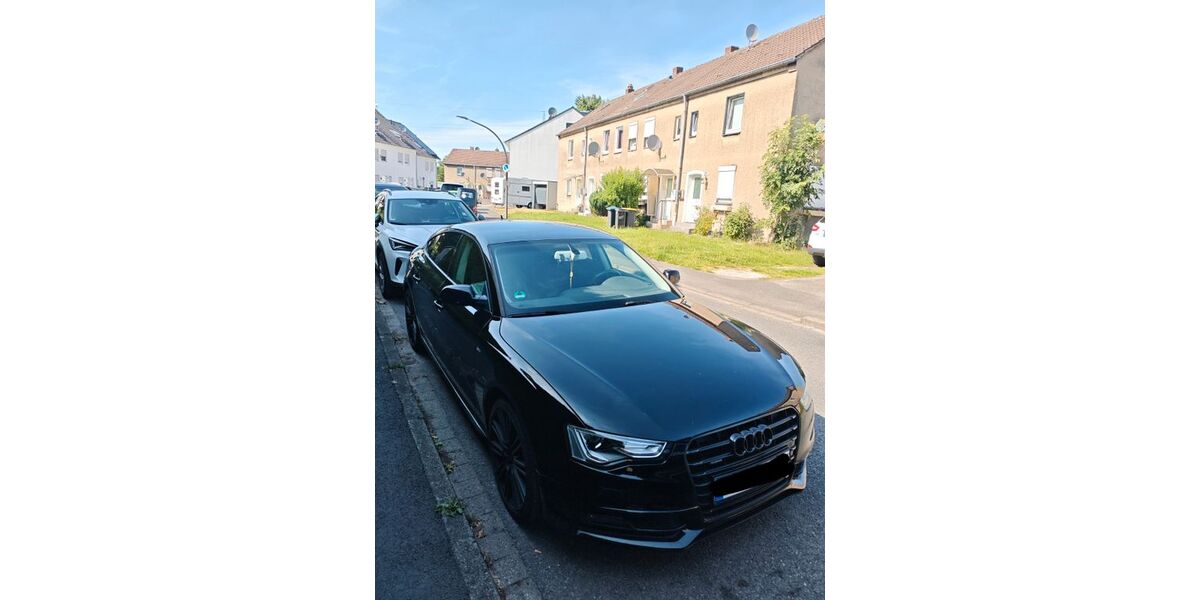 Audi A5 141.000 km 15.900 &euro; Castrop-Rauxel 44579
