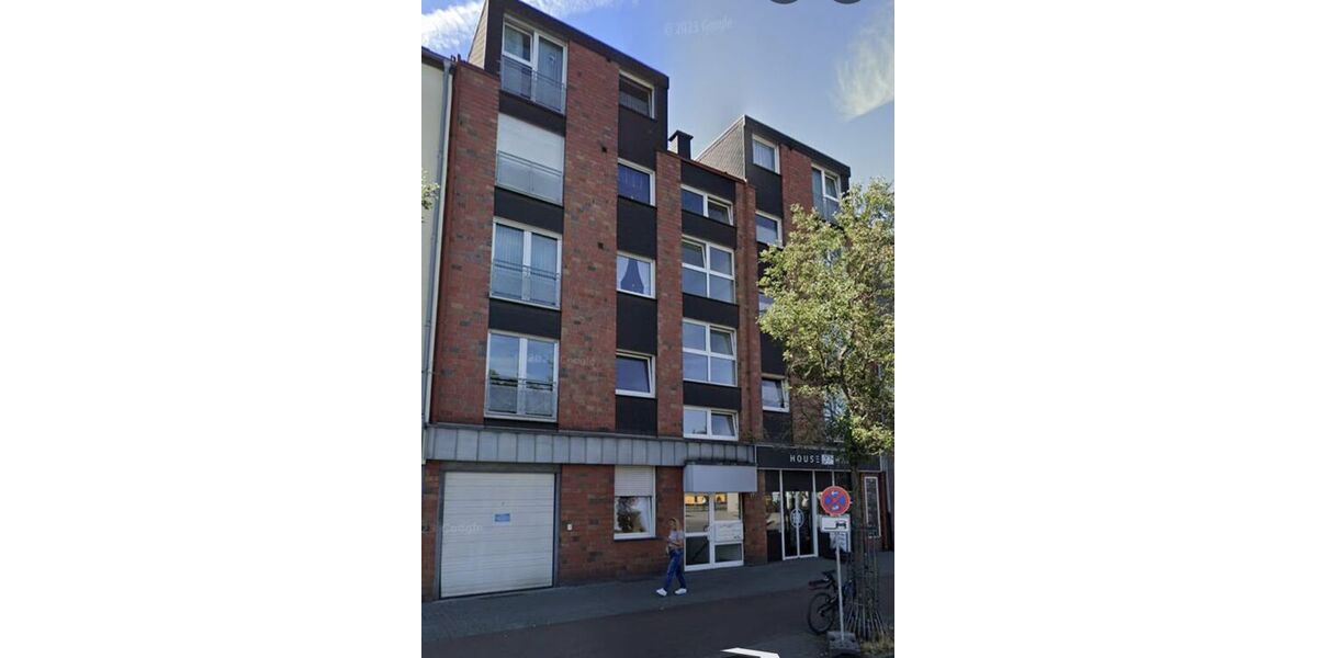 Renovierte 2,5 Zimer-Wohnung mit Aufzug, Balkonkraftwerk, Video-Sprechanlage, Garage (Warmmiete: 1.040 + 100 Garage) - Etagenwohnung Duisburg Meiderich | Angebot:27473556