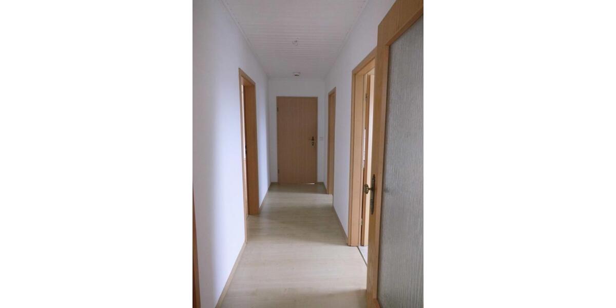 Dachgeschoßwohnung Wuppertal Dönberg - 3.5 Zimmer, 108 m&sup2;, 830&euro; | Angebot:26476704