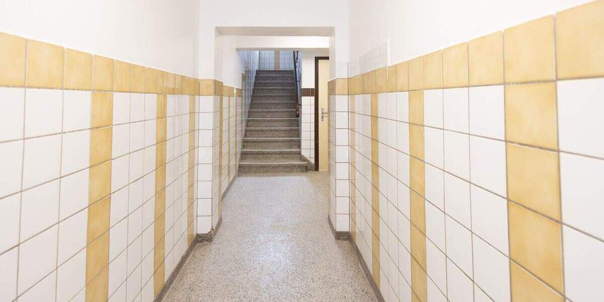 Etagenwohnung Bochum Innenstadt - 3 Zimmer, 80 m&sup2;, 900&euro; | Angebot:25744014