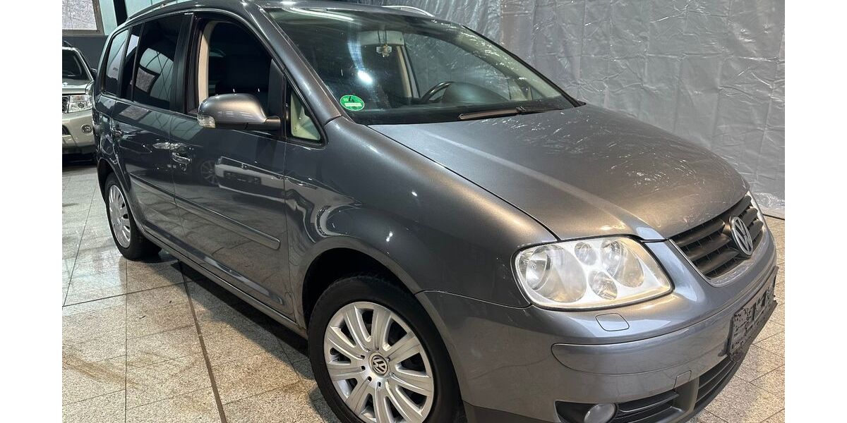 VW Touran 316.800 km 1.550 &euro; Duisburg 47059