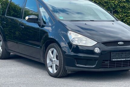 Ford Galaxy 199.000 km 4.999 &euro; Wuppertal 42389