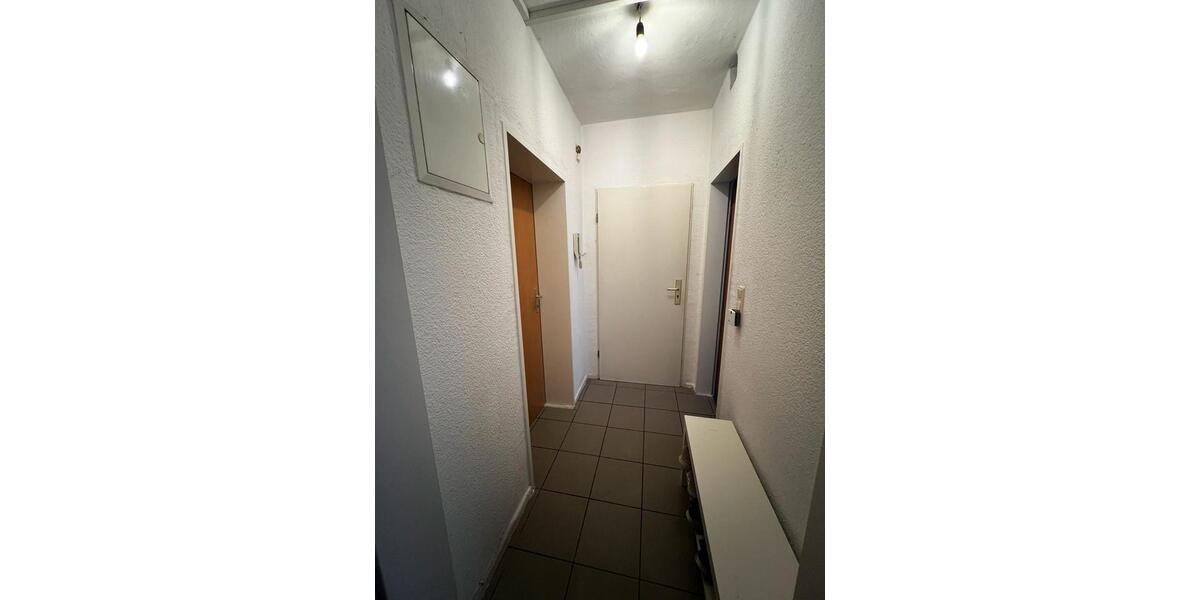 Etagenwohnung Bochum Wiemelhausen - 2 Zimmer, 90 m&sup2;, 550&euro; | Angebot:25759292