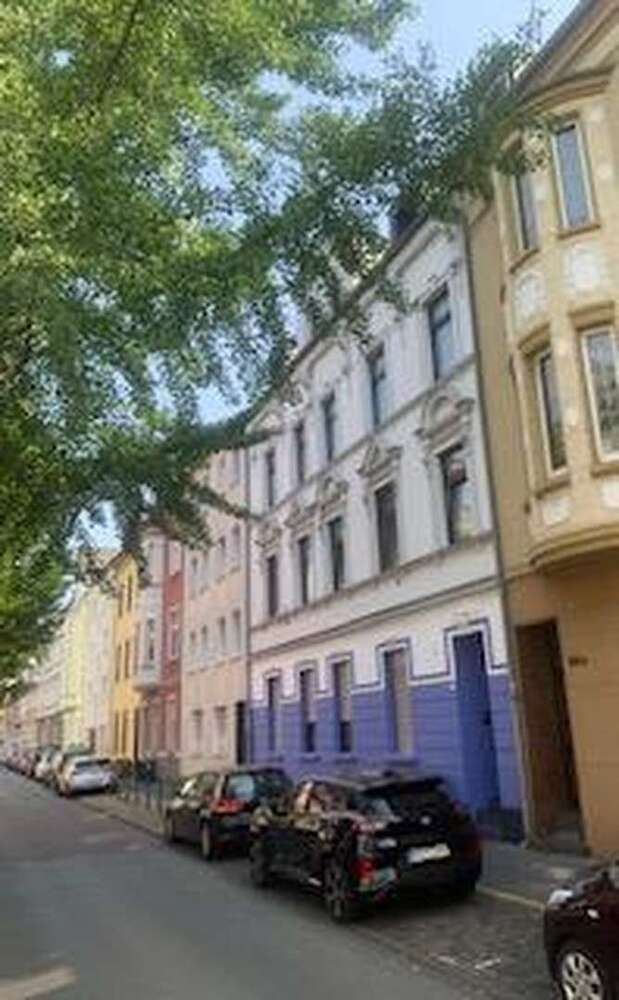 Haus zum Kaufen in Oberhausen 496.000 € 352 m²