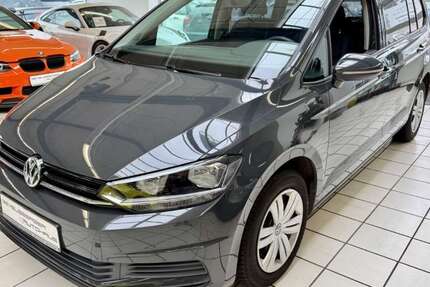 VW Touran 99.925 km 13.980 &euro; Gevelsberg 58285
