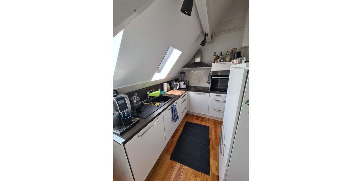 Etagenwohnung Düsseldorf Pempelfort - 4 Zimmer, 95 m&sup2;, 1.400&euro; | Angebot:25372430