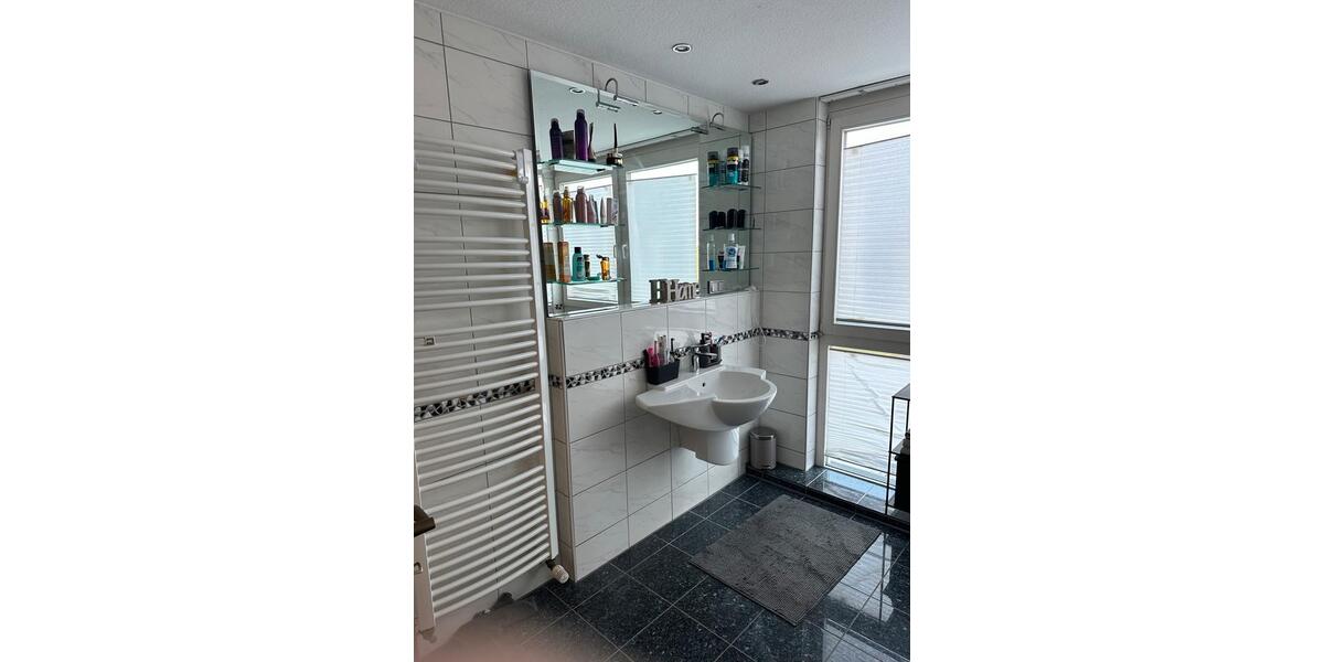 Freistehendes Einfamilienhaus an der Ried 8 zimmer