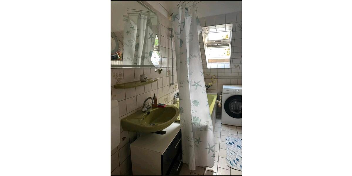 Etagenwohnung Essen Stadtbezirk III - 1 Zimmer, 33 m&sup2;, 619&euro; | Angebot:26415547