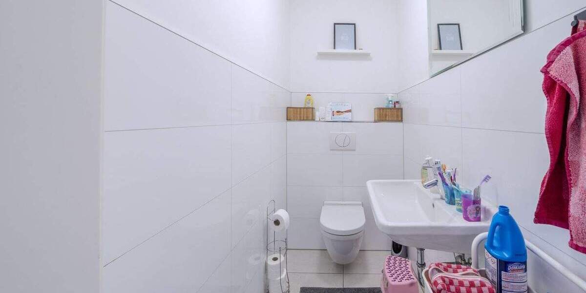 Etagenwohnung Düsseldorf Lohausen - 4 Zimmer, 100 m&sup2;, 549.000&euro; | Angebot:24723387