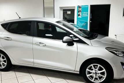 Ford Fiesta 49.600 km 13.499 &euro; Voerde 46562