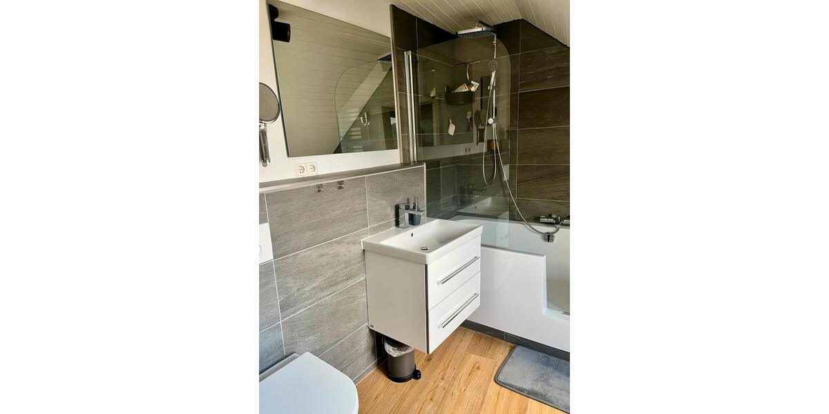 Etagenwohnung Düsseldorf Flingern Süd - 3 Zimmer, 95 m&sup2;, 599.500&euro; | Angebot:24996367